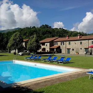 Apartment Coriana &