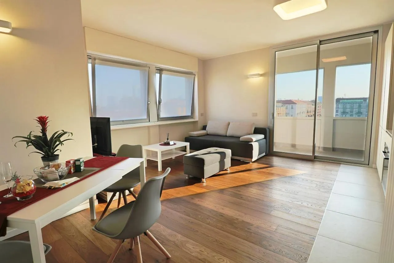 Aparthotel Isola Milan