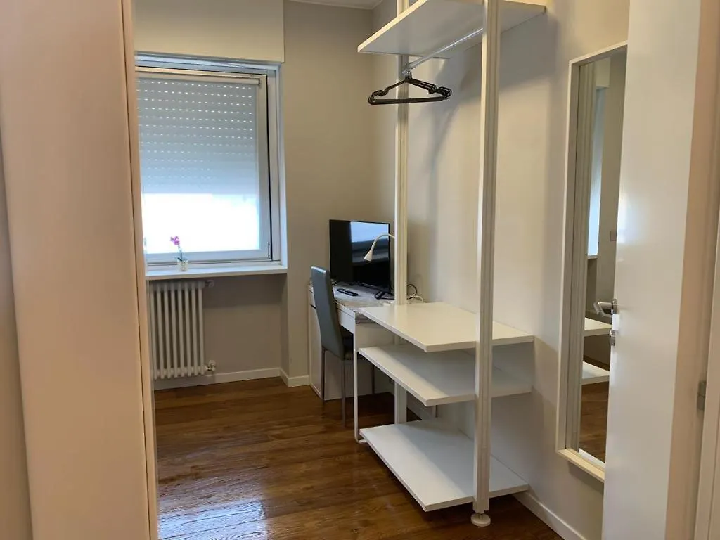 Aparthotel Isola Milan